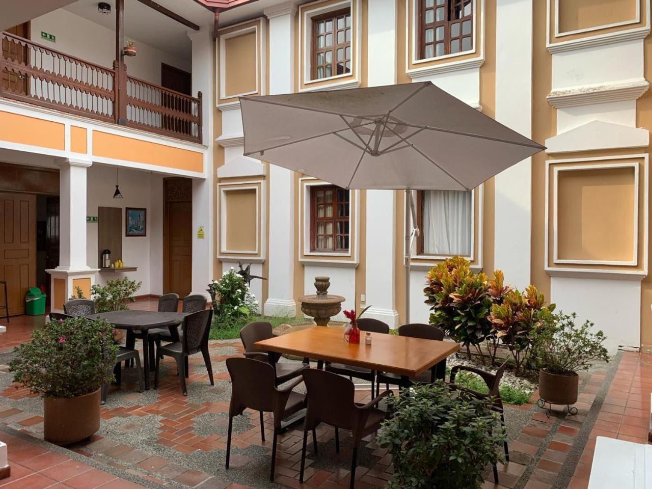 Hostal Boutique Del Regidor Buga Exteriör bild